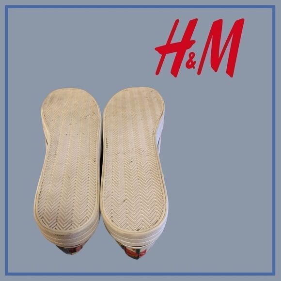 H&M Divided Black Floral Platform Loafers 8.5 - Picture 4 of 4